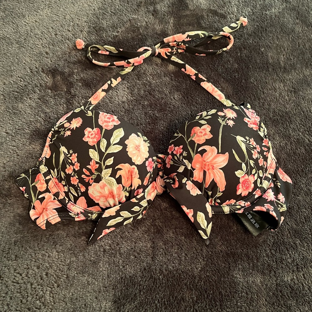 H&M Floral Push-Up Bikini Top